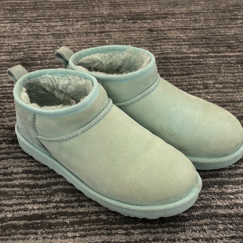 Ugg Ultra Mini 'Sky' Size 8